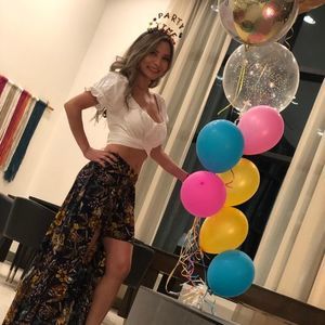 Meet your Posher, Hazell